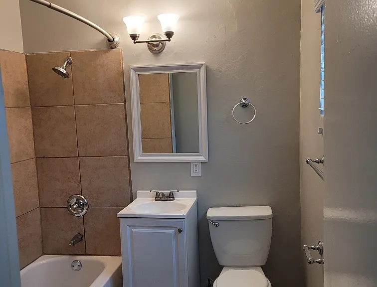 2325-2331 E Santa Fe Ave — Photo 4
