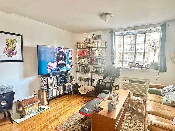 2nd image of 422 E 10th St #6F*