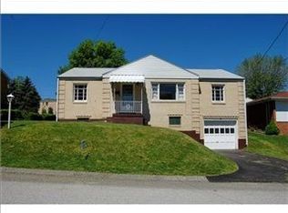 422 Sells Ln, Greensburg, PA