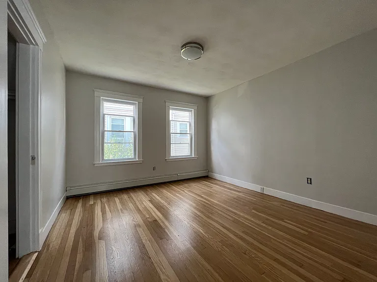 45 Governor Winthrop Rd — Photo 10