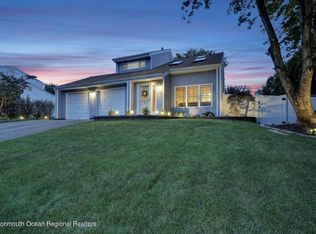 18 Tamarack St, Howell, NJ 07731