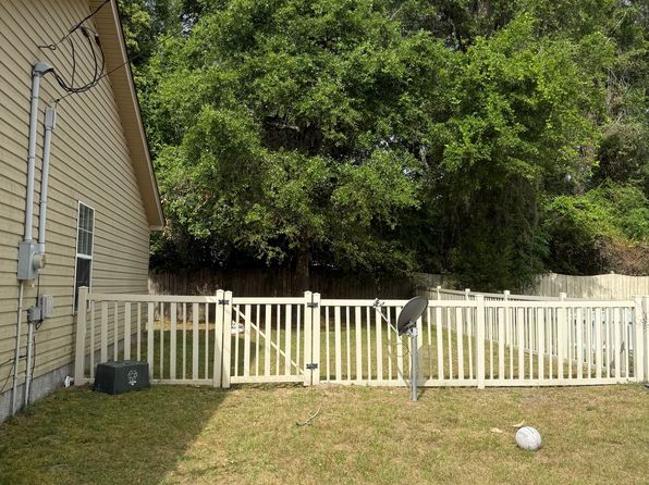 22 Ruby Ln, Crawfordville, FL 32327