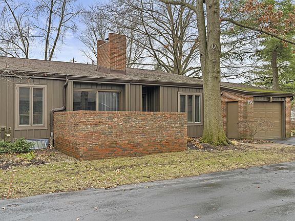 3rd image of 156 Glen Cir