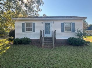 1621 Elijah Loftin Rd, Kinston, NC 28504