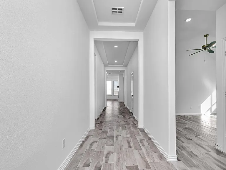 7204 Black Cherry Ln — Photo 20