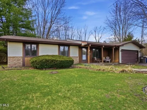 7820 Yawberg Rd, Whitehouse, OH 43571