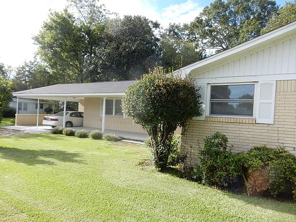 4th image of 211 Bobby Beasley St