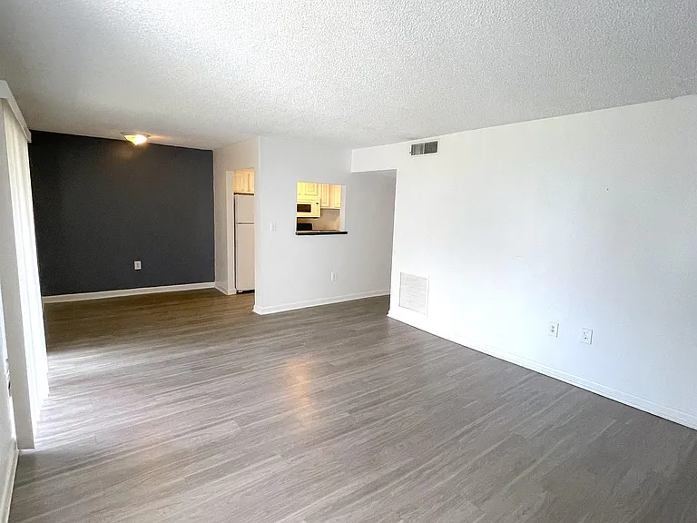 2565 N Alafaya Trl #128 — Photo 3