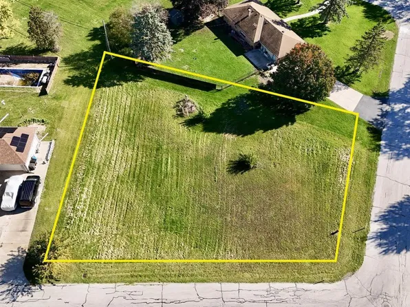Lt8 W ABBOTT AVENUE, Greenfield, WI 53221
