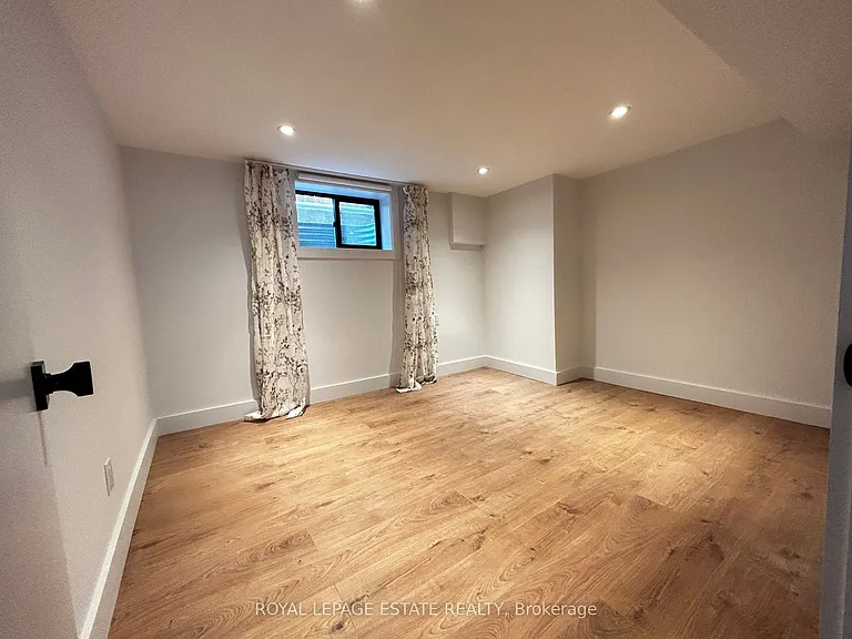 65 Maywood Park #LOWER — Photo 6