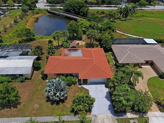 2nd image of 7161 Antigua Pl