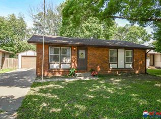 3330 N 73rd St, Lincoln, NE 68507