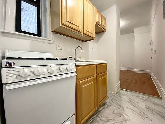 2nd image of 472 Central Park W APT 1B