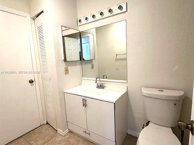 3420 Pinewalk Dr N #713 — Photo 4