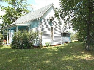 5244 Hendrickson Rd, Tennyson, IN 47637