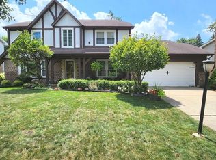 709 Garfield Ave, Libertyville, IL 60048