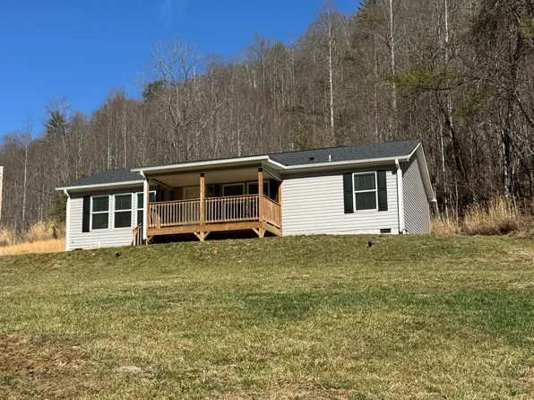 4958 Grapevine Rd, Marshall, NC 28753