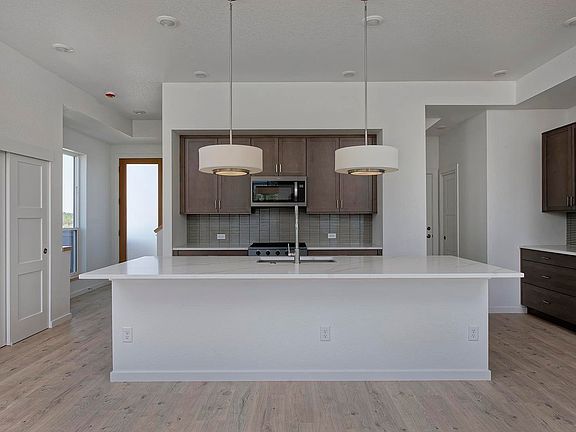 3rd image of 725 Kubat Ln #A