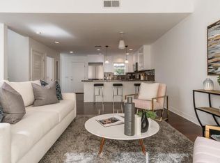 5050 Cahuenga Blvd, North Hollywood, CA 91601