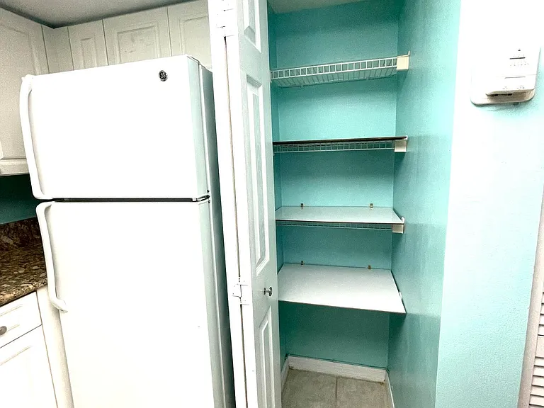1700 S Crestwood Ct S #1709 — Photo 11
