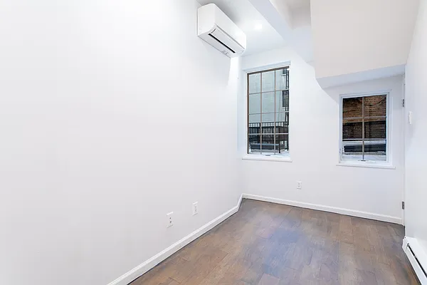 Rented by Douglas Elliman | media 21