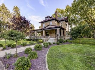 241 W Main St, Moweaqua, IL 62550