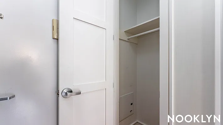 Rented by Nooklyn NYC LLC | media 32