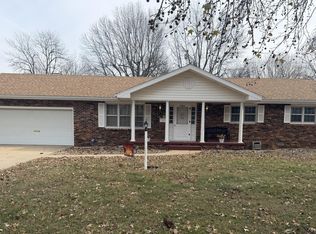 3442 S Pinehurst Court, Springfield, MO 65807
