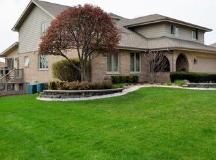 15514 Twin Lakes Dr, Homer Glen, IL 60491