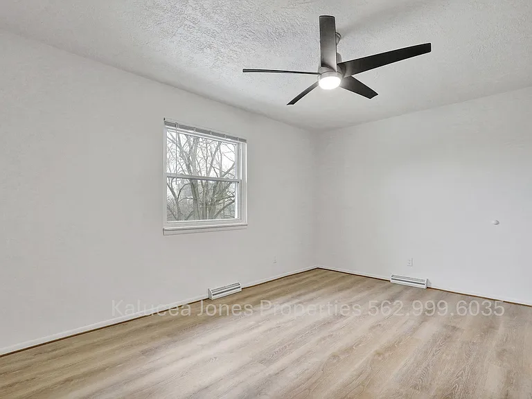 132 Grand Manor Dr — Photo 16