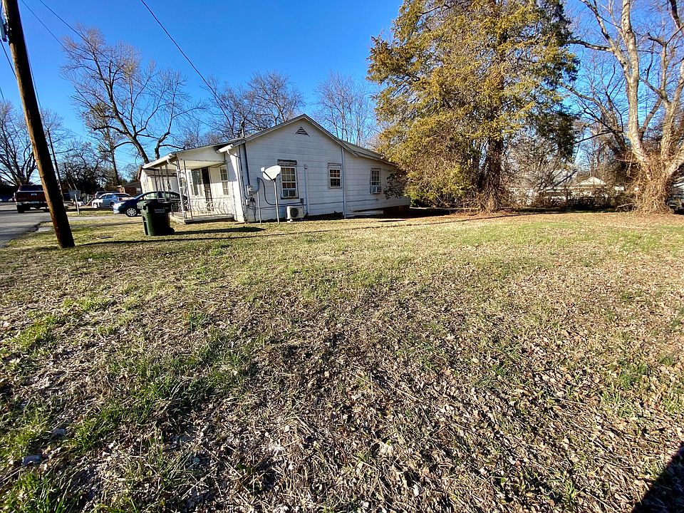 1st image of 642 Cypress St