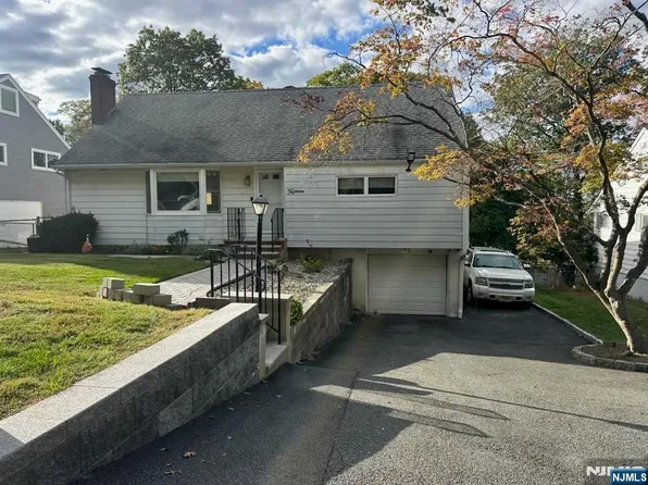 15 Aspen Rd, West Orange, NJ 07052