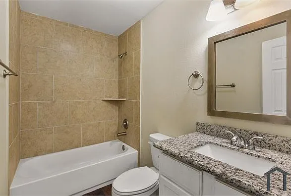3 bed, 1164 sqft, $2,100 — Photo 4
