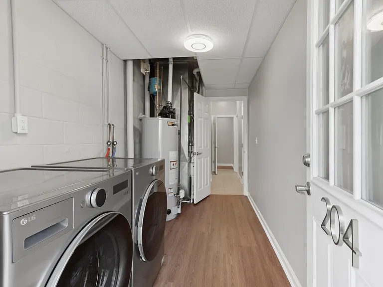 103 Lakeview Ct — Photo 12