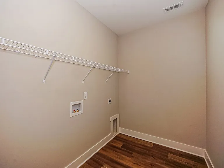 143 Carriage Club Dr #101 — Photo 17