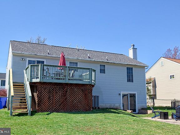 4th image of 13 Tacoma St