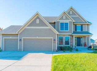 4216 SW Camden Ridge Dr, Ankeny, IA 50023