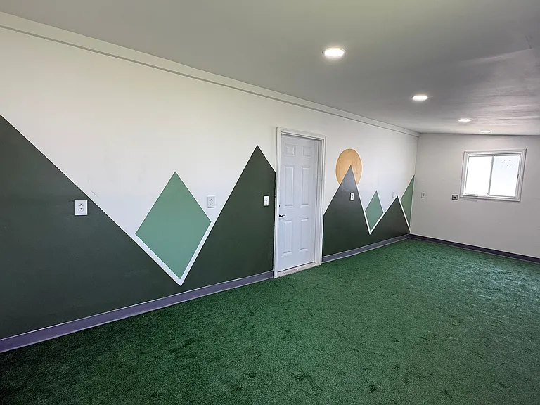 615 Loyola Dr — Photo 17