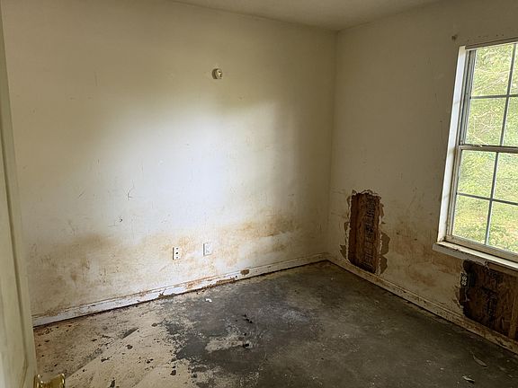 4th image of 5900 David Johnson Rd