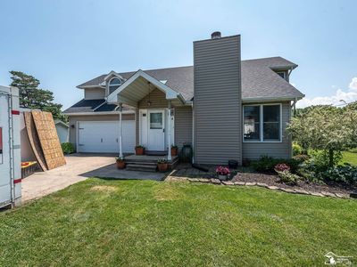 3765 Yargerville Rd, La Salle, MI, 48145