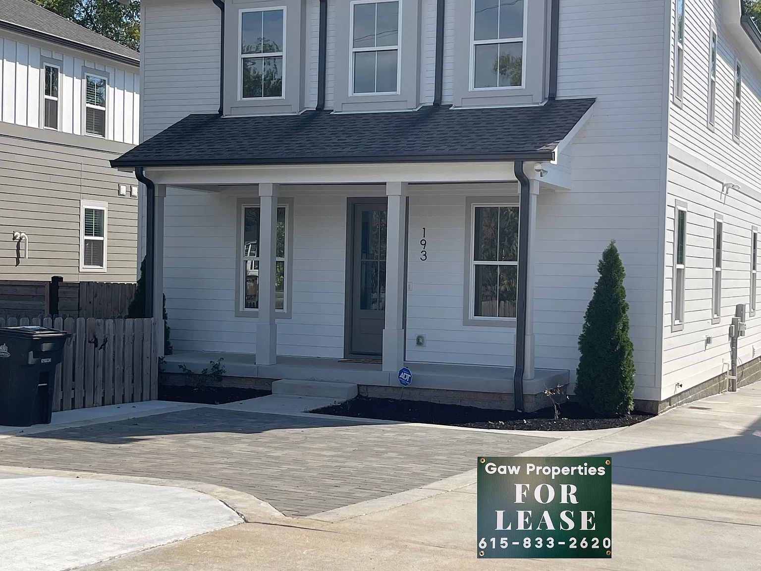 4 bed, 2401 sqft, $2,999 — Photo 3
