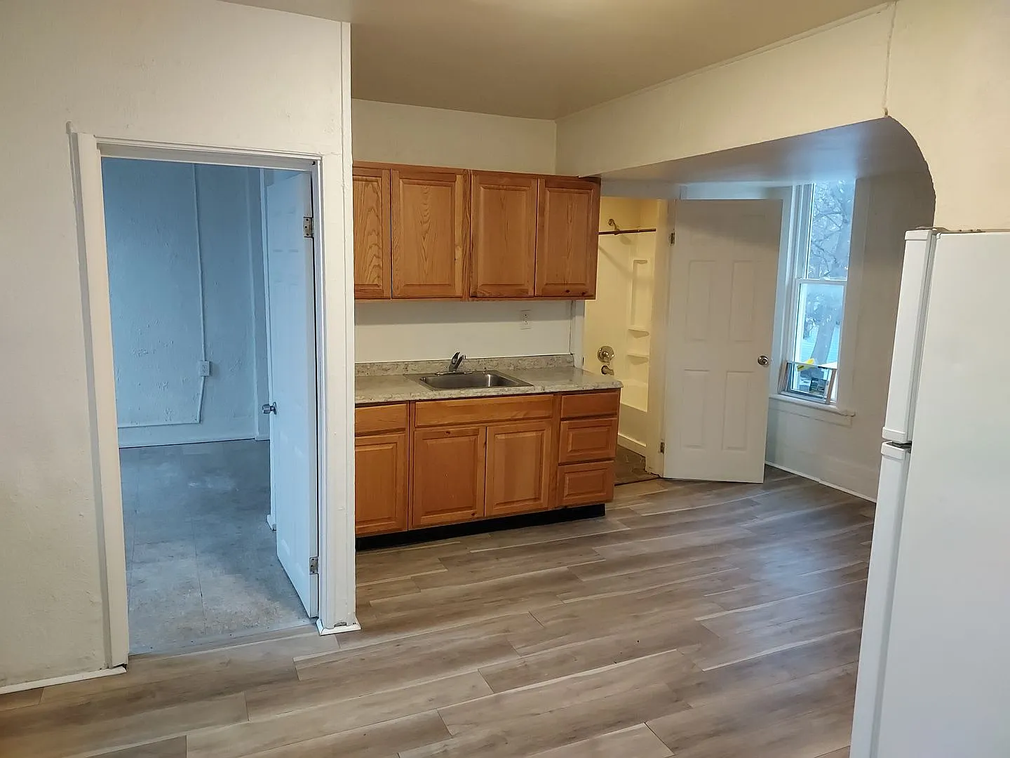 31 Grape St — Photo 2