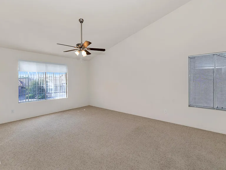 7212 W Surrey Ave — Photo 20