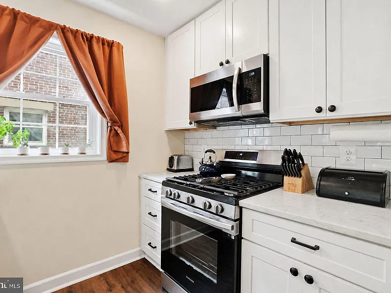 345 Wesmond Dr — Photo 4