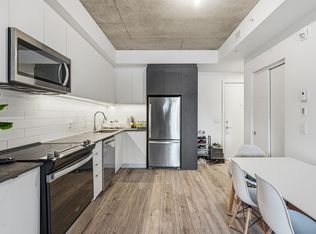 9250 Avenue Dubuisson #213, Montreal, QC H3C 0Y1