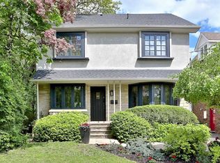195 Pinewood Ave, Toronto, ON M6C2V8