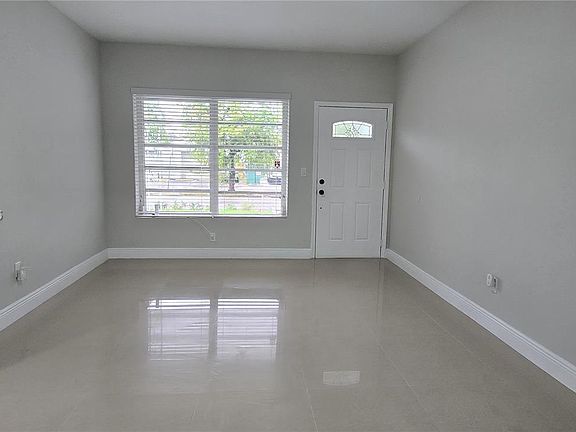 2nd image of 75 SW 32nd Court Rd