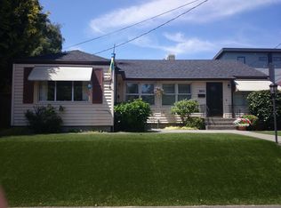 3011A 62nd Ave SW, Seattle, WA 98116