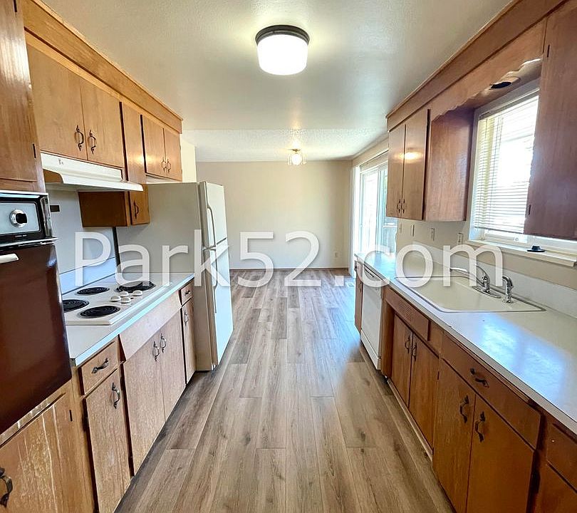 1st image of 1402 N Orchard St #0