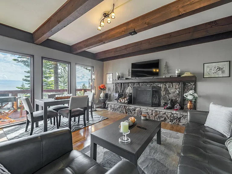 3185 W Lake Blvd — Photo 4